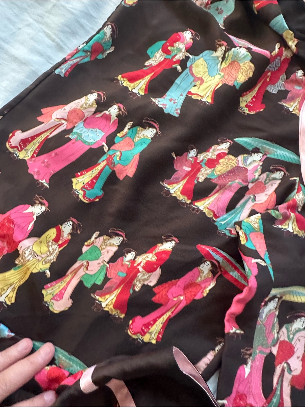 Natori Black Pajama Pants with Multicolor Geisha Print - Picture 4 of 5